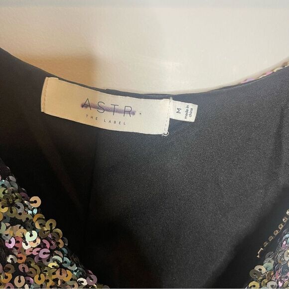 ASTR NEBULA SEQUINS DOLMAN MINI DRESS Medium - Picture 12 of 12